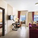 מלון Valamar Atrium